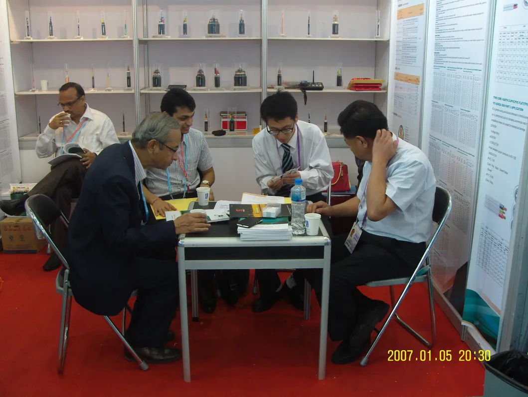 BS 6004 Flat PVC Insulated, PVC Sheathed Cable with Circuit Protective Conductor, 300/500 V, Single Core, Flat Twin and 3 Core, in Accordance with BS 6004